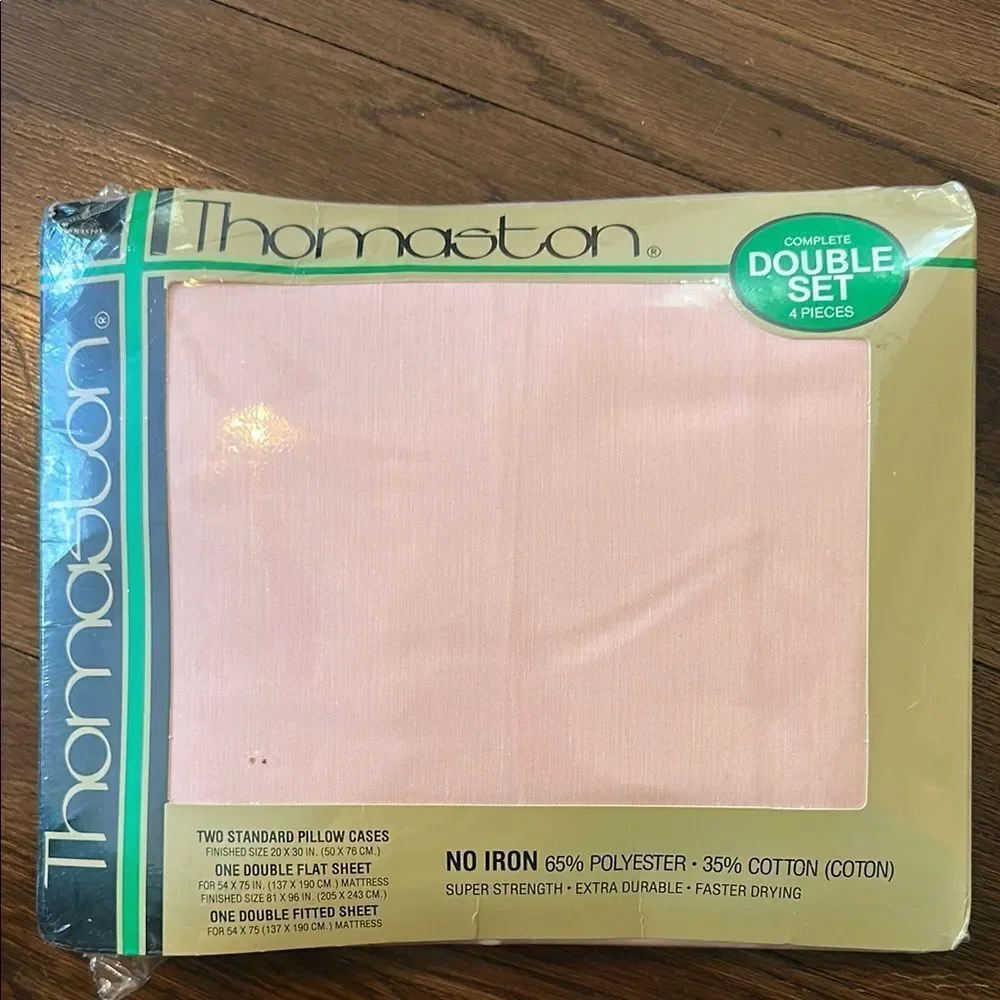 Vintage new in packaging‎ Thomaston pink complete double (full) sheer set